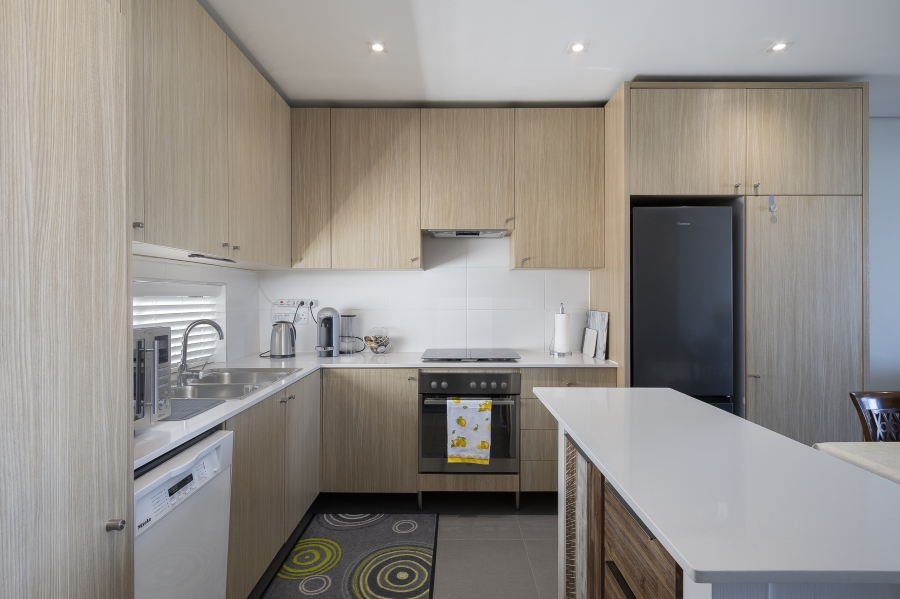 2 Bedroom Property for Sale in Somerset Lakes Western Cape